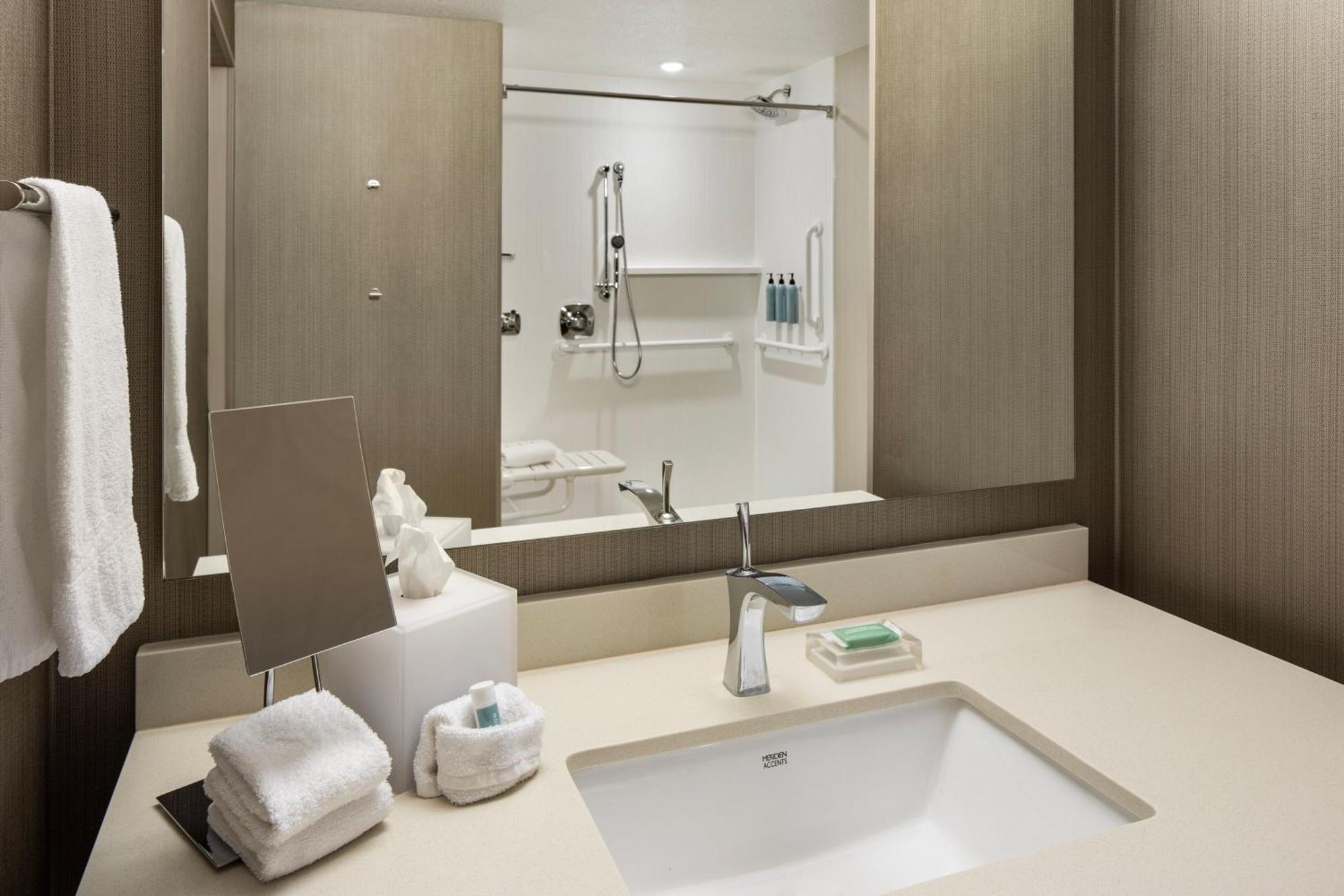 Courtyard By Marriott Minneapolis West Saint Louis Park Exteriör bild
