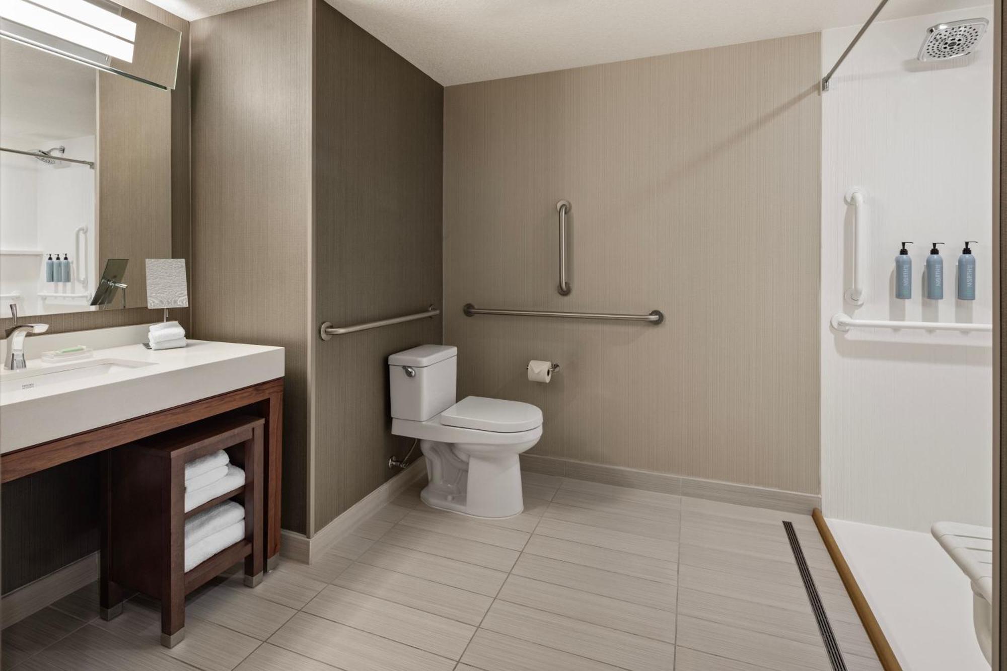 Courtyard By Marriott Minneapolis West Saint Louis Park Exteriör bild