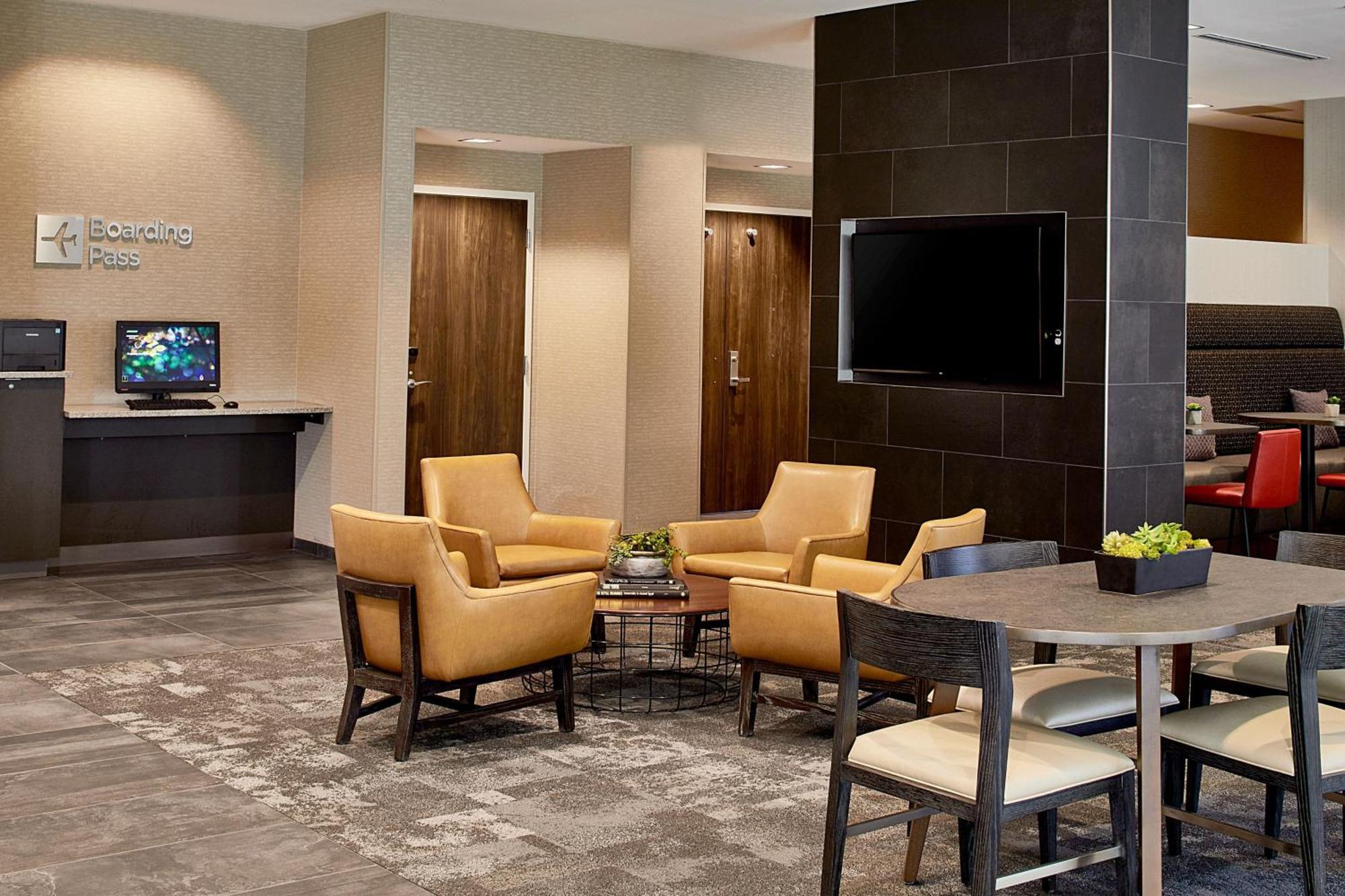 Courtyard By Marriott Minneapolis West Saint Louis Park Exteriör bild