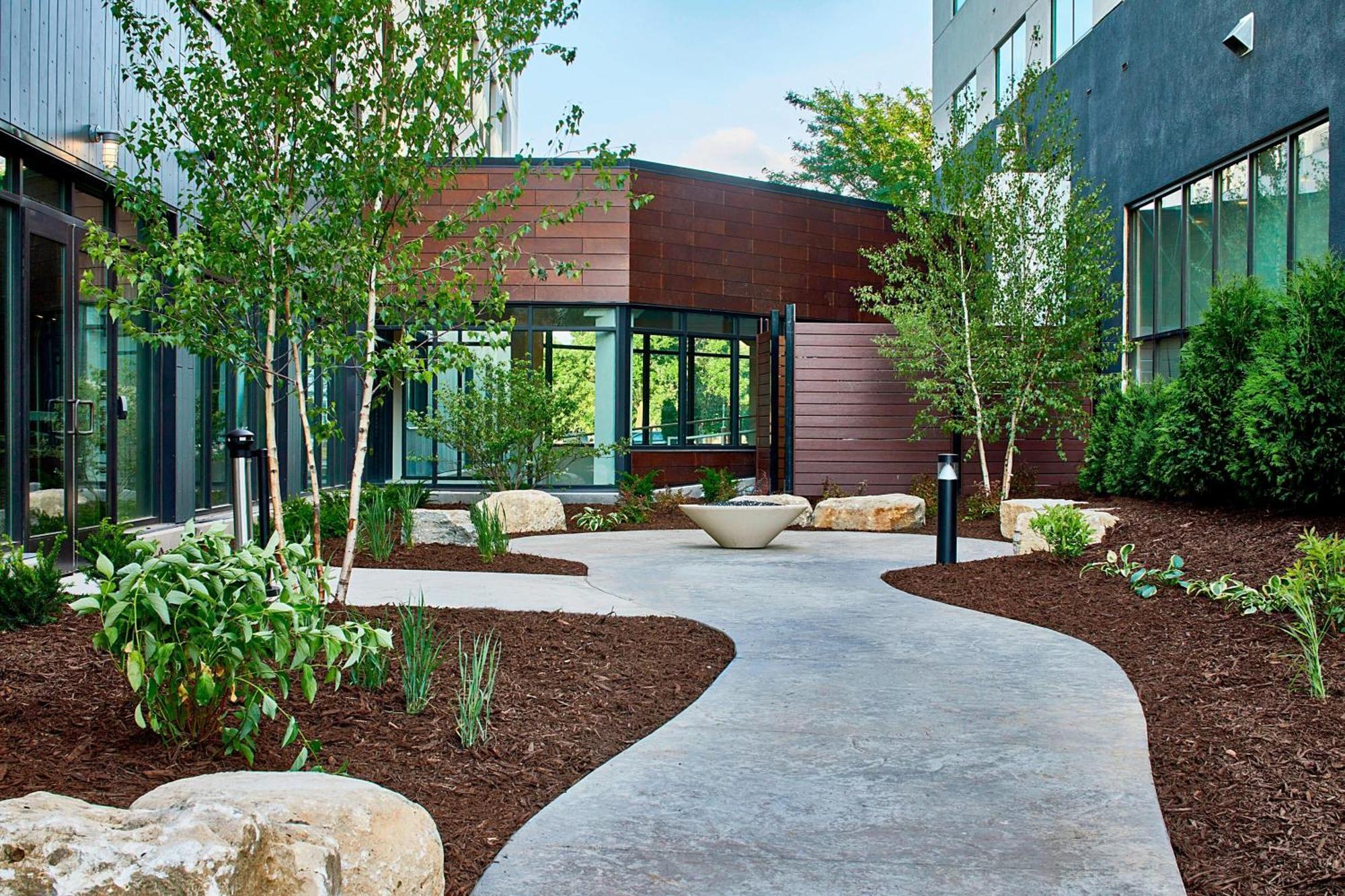 Courtyard By Marriott Minneapolis West Saint Louis Park Exteriör bild